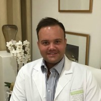 Dr Zander Coertze