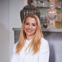 Dr Tarryn Christie